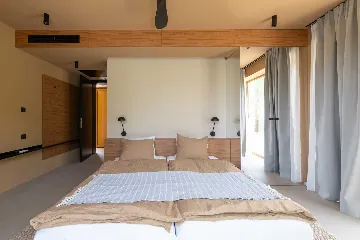 Modern Five-Bedroom Villa with Pool in Stari Grad