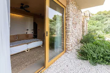 Modern Five-Bedroom Villa with Pool in Stari Grad