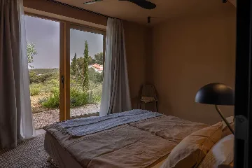 Modern Five-Bedroom Villa with Pool in Stari Grad