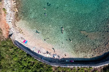 Modern Five-Bedroom Villa with Pool in Stari Grad