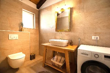 Mediterranean Stone Villa with Pool in Milna