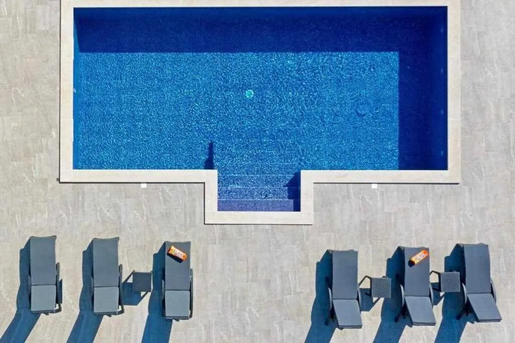 Mediterranean Stone Villa with Pool in Milna