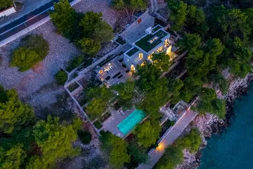 Modern Beachfront Villa with Pool Primošten
