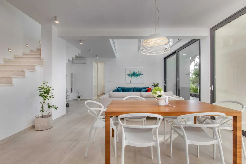 Modern Beachfront Villa with Pool Primošten