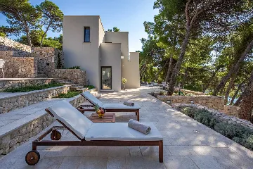 Modern Beachfront Villa with Pool Primošten