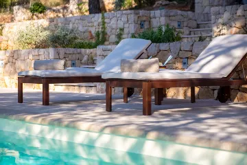 Modern Beachfront Villa with Pool Primošten