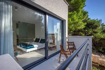 Modern Beachfront Villa with Pool Primošten