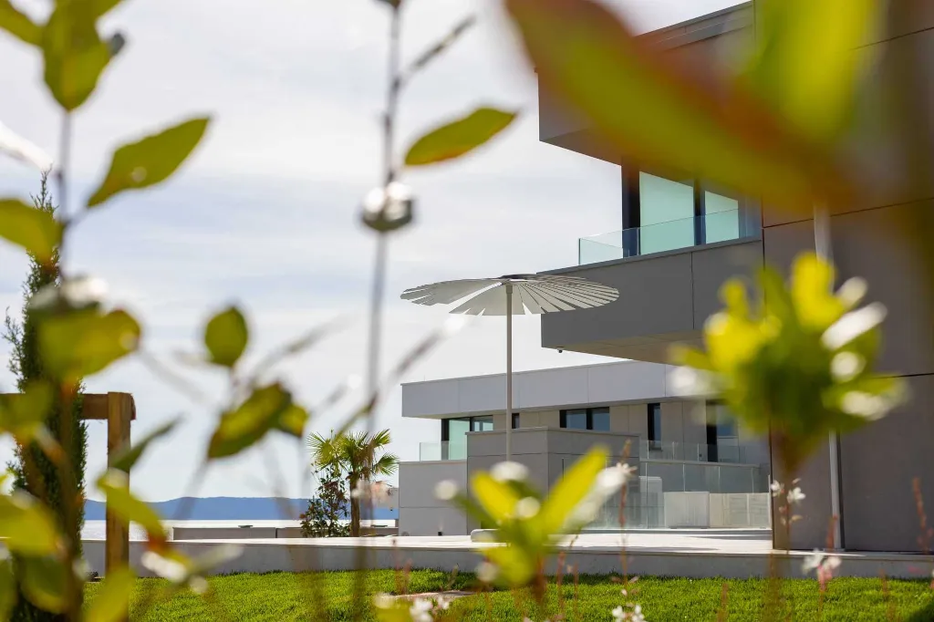 Family Retreat Villa with Pool in Ugljan