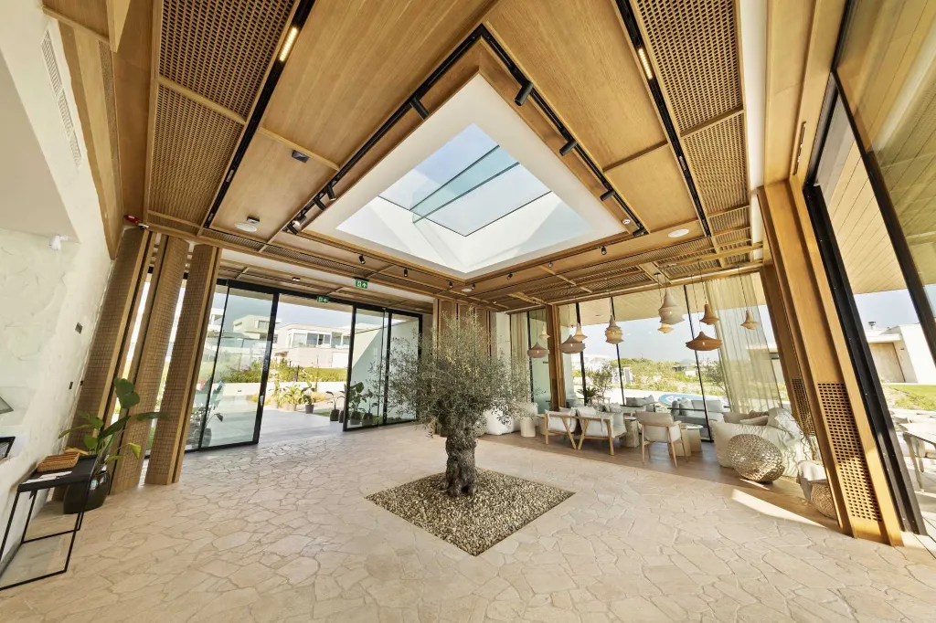 Modern Seaside Villa with Pool in Ugljan