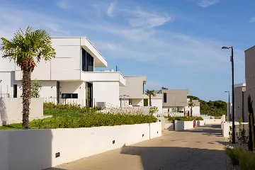 Modern Seaside Villa with Pool in Ugljan