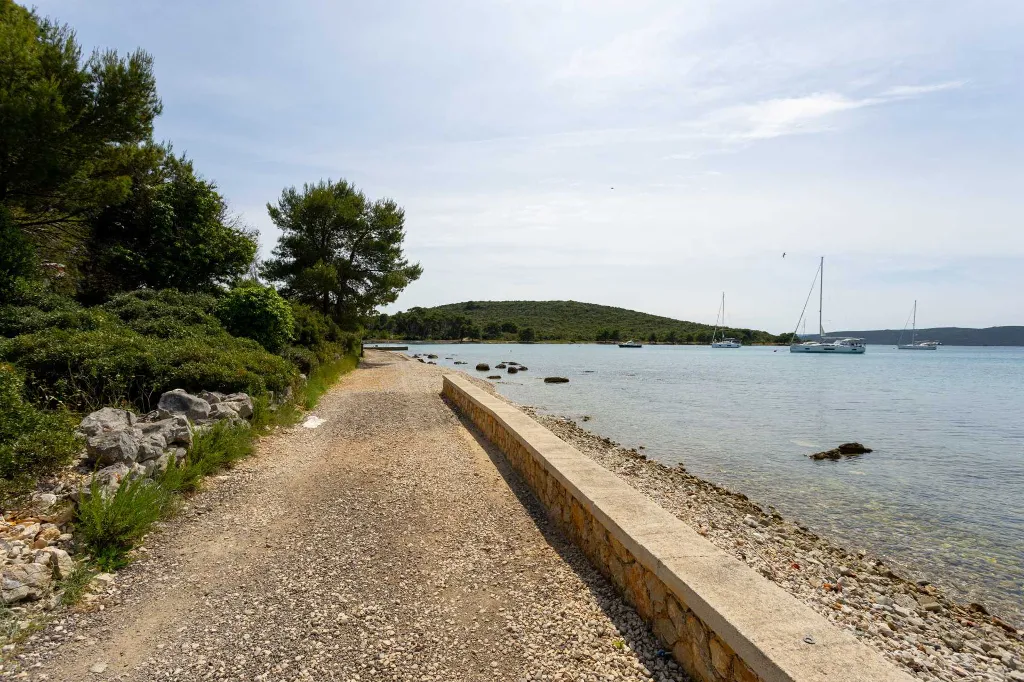 Modern Villa Retreat with Pool in Ugljan