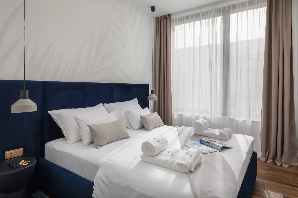 Coastal Family Villa with 3 Bedrooms in Tkon