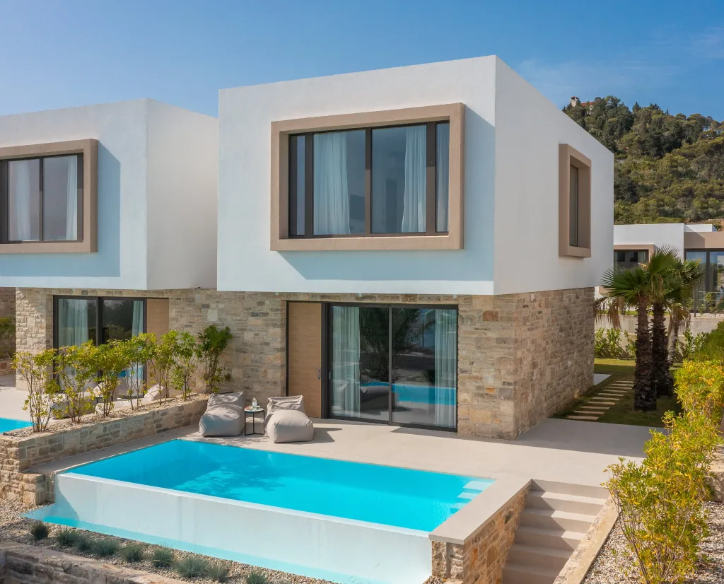 Modern Poolside Villa with Beach Access in Tkon