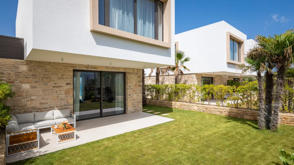 Modern Beachfront Villa with Private Pool in Tkon