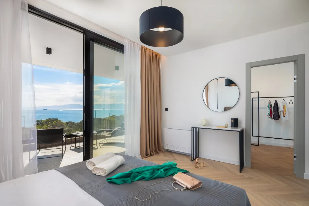 Contemporary Villa with Pool in Rijeka