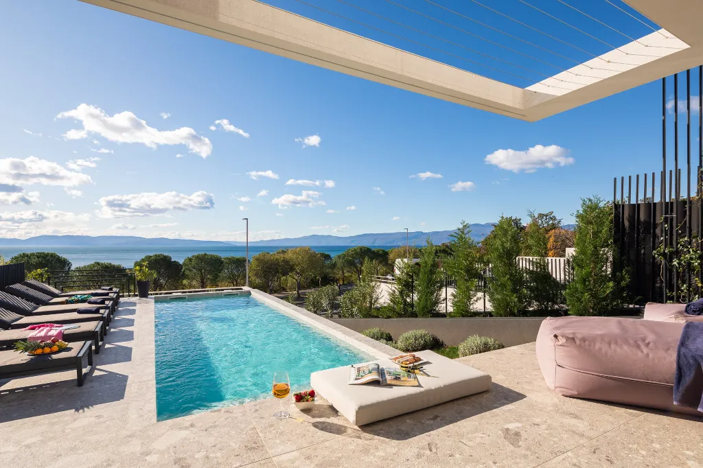 Contemporary Villa with Pool in Rijeka