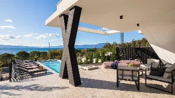 Contemporary Villa with Pool in Rijeka