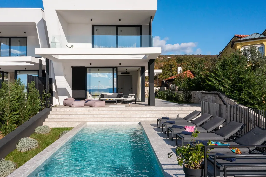 Contemporary Villa with Pool in Rijeka