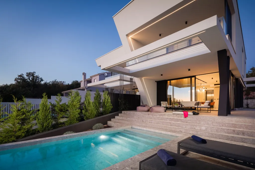 Contemporary Villa with Pool in Rijeka