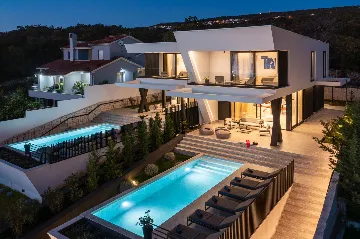 Contemporary Villa with Pool in Rijeka
