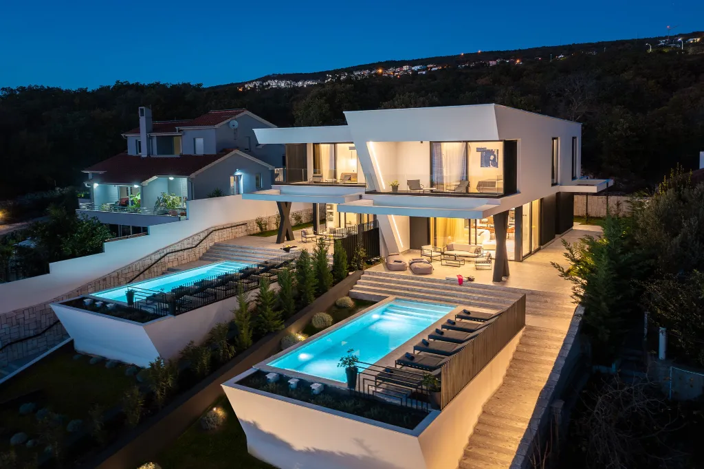 Contemporary Villa with Pool in Rijeka