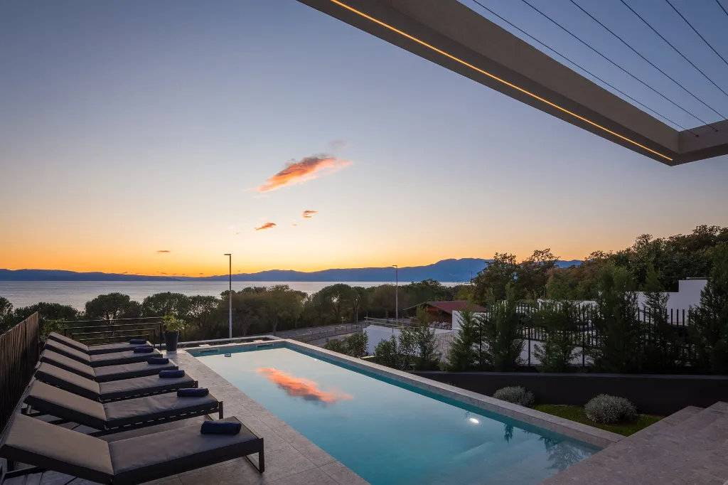 Contemporary Villa with Pool in Rijeka