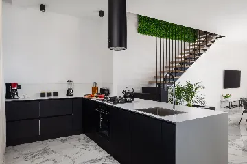 Modern 4-Bedroom Villa with Pool in Rijeka