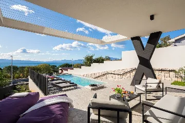 Modern 4-Bedroom Villa with Pool in Rijeka