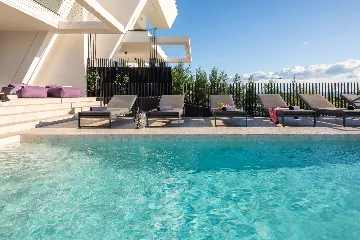 Modern 4-Bedroom Villa with Pool in Rijeka