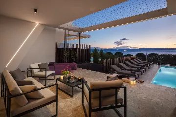 Modern 4-Bedroom Villa with Pool in Rijeka