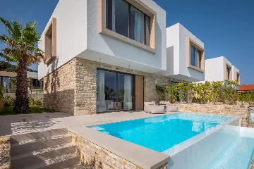 Spacious Beachfront Villa Retreat in Tkon