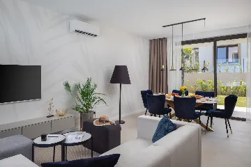 Spacious Beachfront Villa Retreat in Tkon