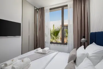 Spacious Beachfront Villa Retreat in Tkon