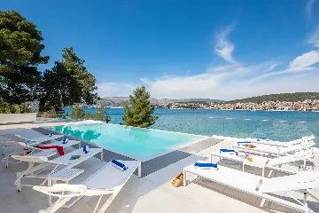 Contemporary Seafront Villa with Private Pool in Okrug Gornji