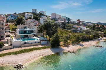 Contemporary Seafront Villa with Private Pool in Okrug Gornji