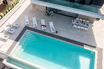 Contemporary Seafront Villa with Private Pool in Okrug Gornji