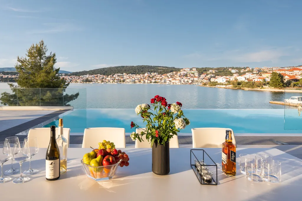 Contemporary Seafront Villa with Private Pool in Okrug Gornji