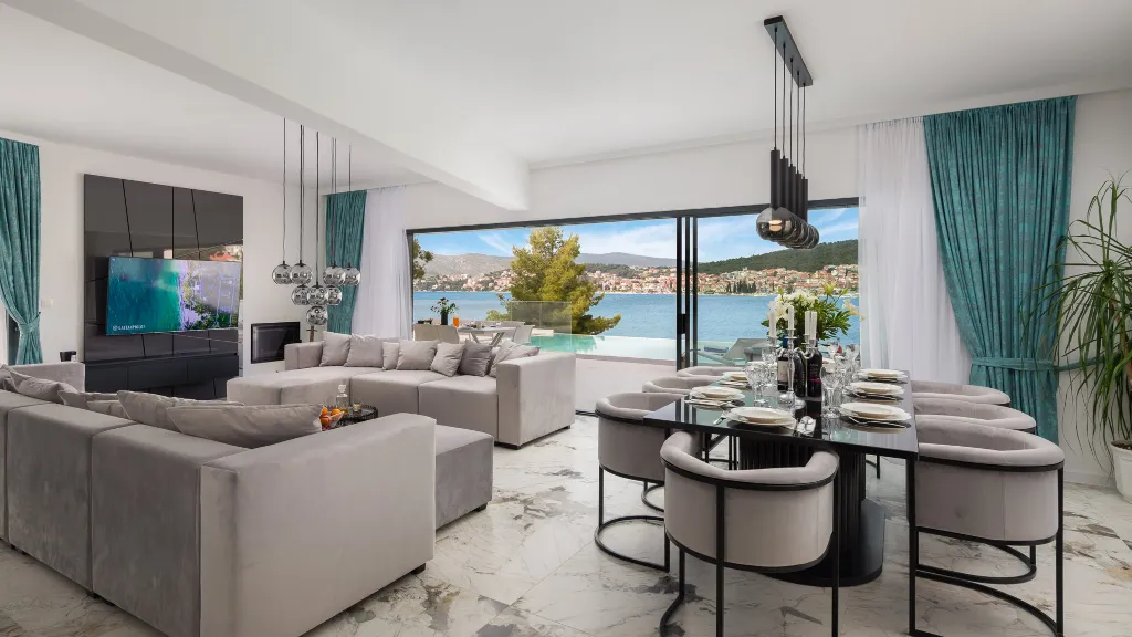 Contemporary Seafront Villa with Private Pool in Okrug Gornji