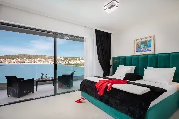 Contemporary Seafront Villa with Private Pool in Okrug Gornji