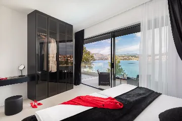 Contemporary Seafront Villa with Private Pool in Okrug Gornji