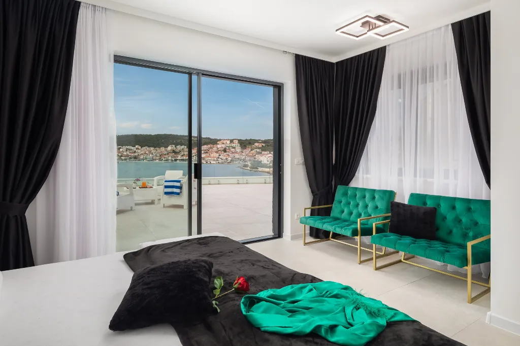 Contemporary Seafront Villa with Private Pool in Okrug Gornji