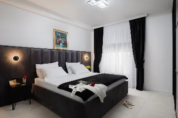 Contemporary Seafront Villa with Private Pool in Okrug Gornji