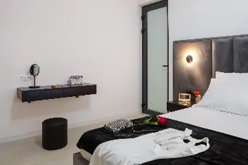 Contemporary Seafront Villa with Private Pool in Okrug Gornji