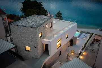 Contemporary Seafront Villa with Private Pool in Okrug Gornji