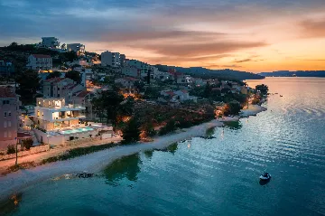 Contemporary Seafront Villa with Private Pool in Okrug Gornji