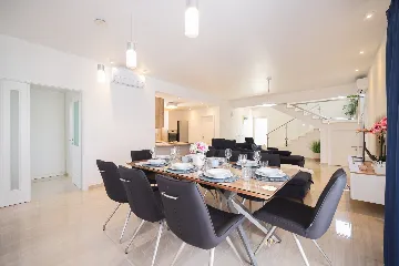 Spacious Family Villa with Heated Pool in Sukošan