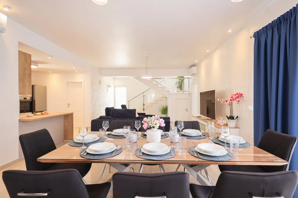 Spacious Family Villa with Heated Pool in Sukošan