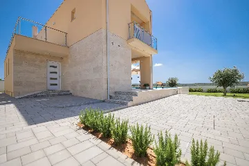 Spacious Family Villa with Heated Pool in Sukošan