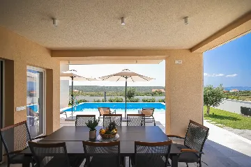 Spacious Family Villa with Heated Pool in Sukošan