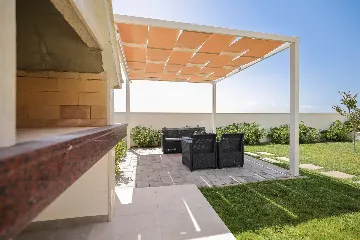 Spacious Family Villa with Heated Pool in Sukošan